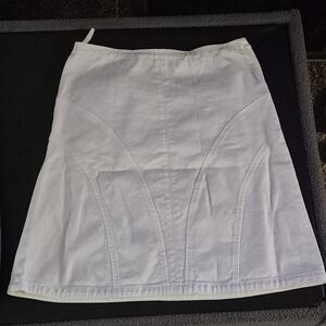 Authentic Chanel early-2000s White Cotton mid skirt from the Karl Lagerfeld Era